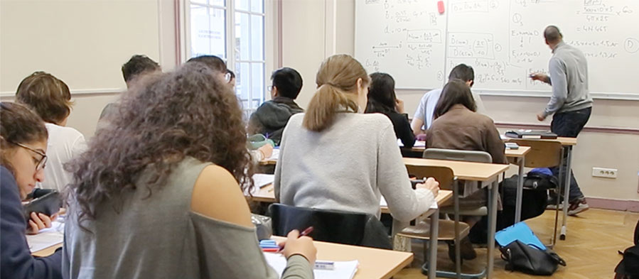 profautableau2etroit Cours Thalès élèves post bac